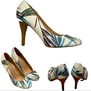 Limited Edition Summer Kelly & Katie Heels. Size 10